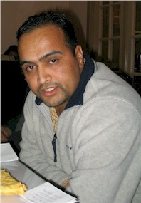 Sukhi_Dhaliwal_200.jpg (17304 bytes)